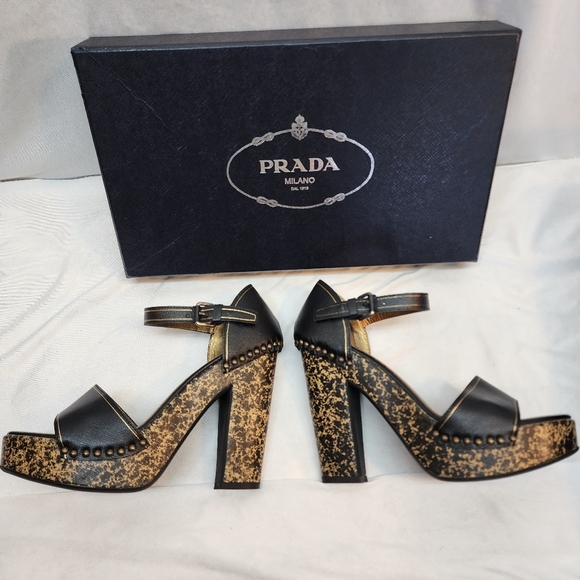 Prada Platform Studded Heels Prada Size 37 US 7 Stunning! Made in Italy  🇮🇹 - Picture 5 of 10